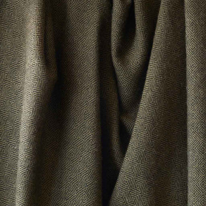 La Calle Alpaca Throw
