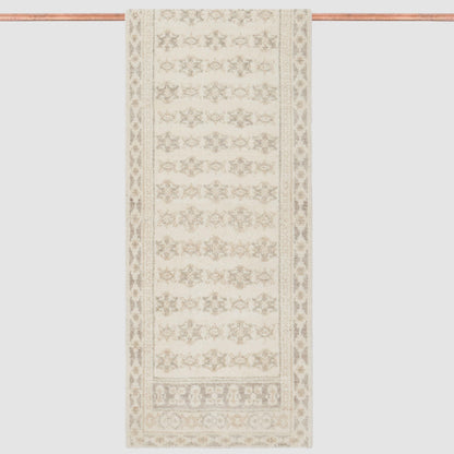 Lahar Hand-Knotted Accent Rug