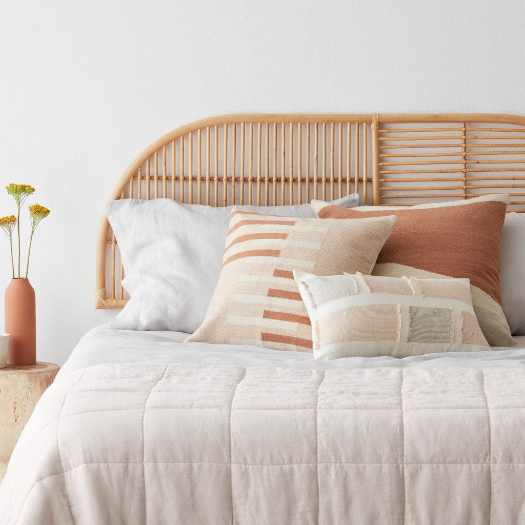 Las Colinas Pillow