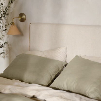 Laurel Bed with Low Footboard