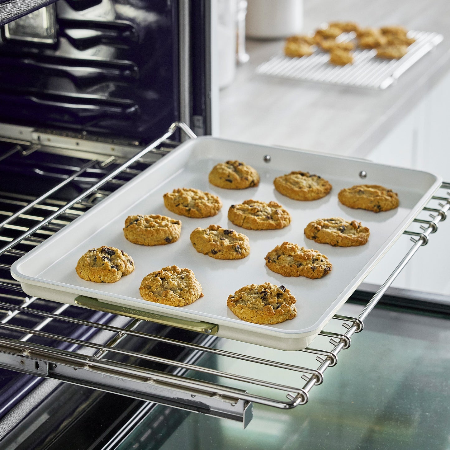 Reserve Bakeware 2-Piece 13" x 18" Half Sheet Pan Set | Cream