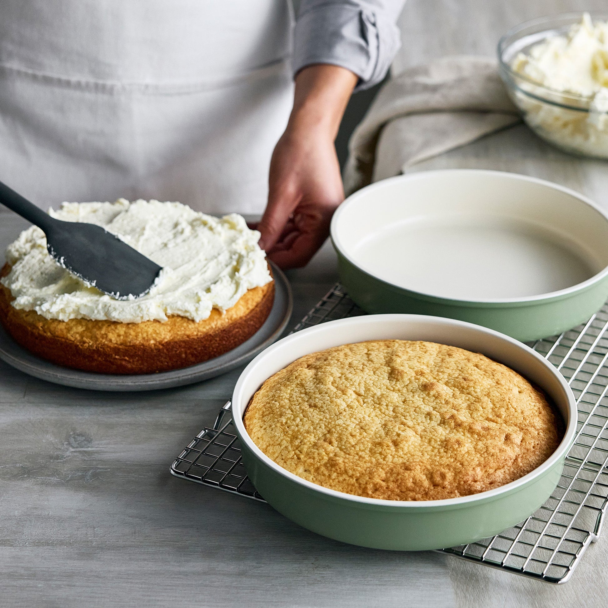 Reserve Bakeware 7-Piece Set | Sage