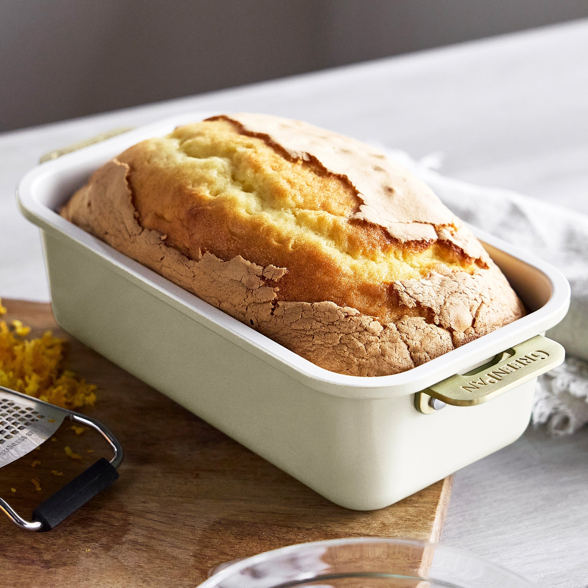 Reserve Bakeware 8" x 4" Loaf Pan | Cream