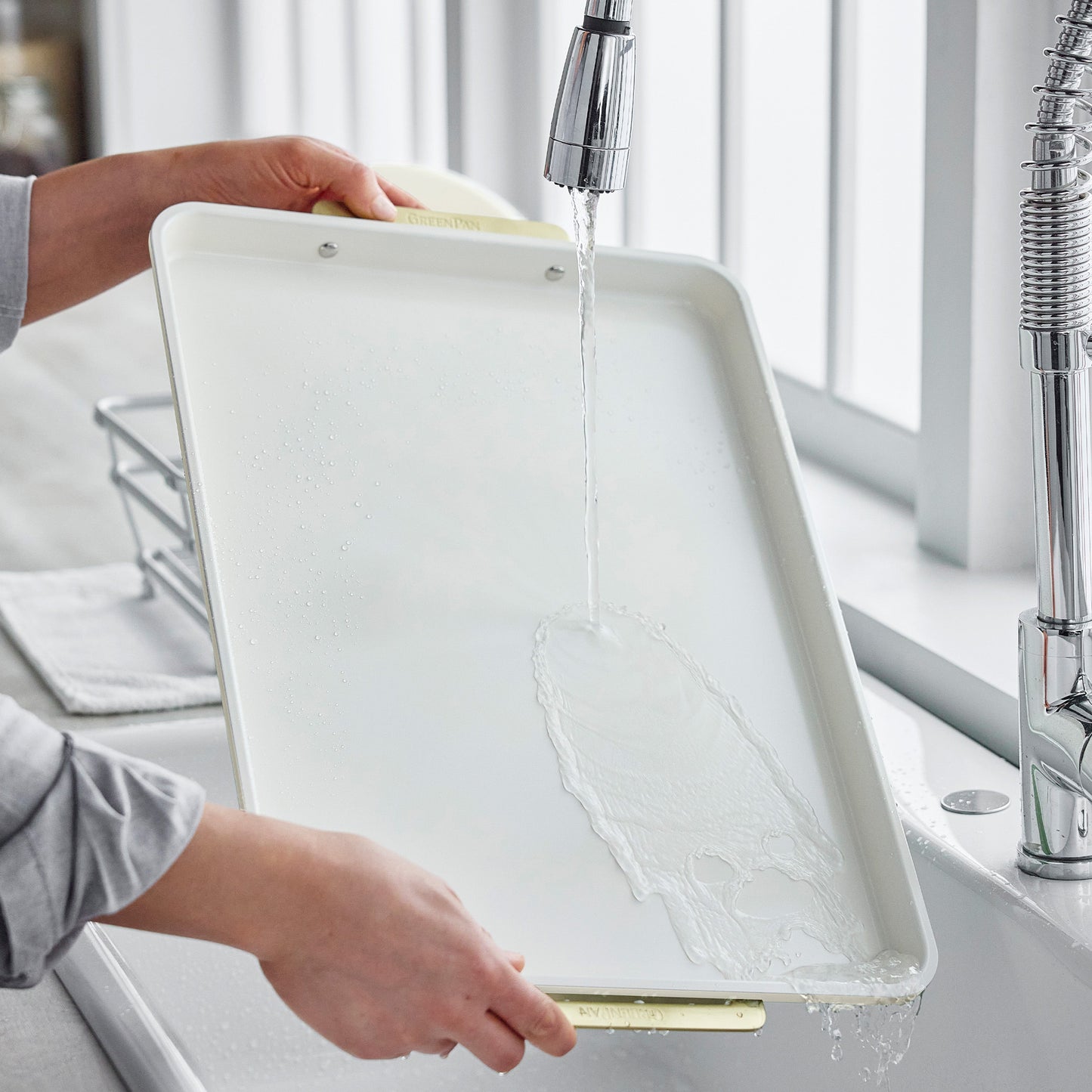 Reserve Bakeware 13" x 18" Half Sheet Pan with Cooling Rack | Cream