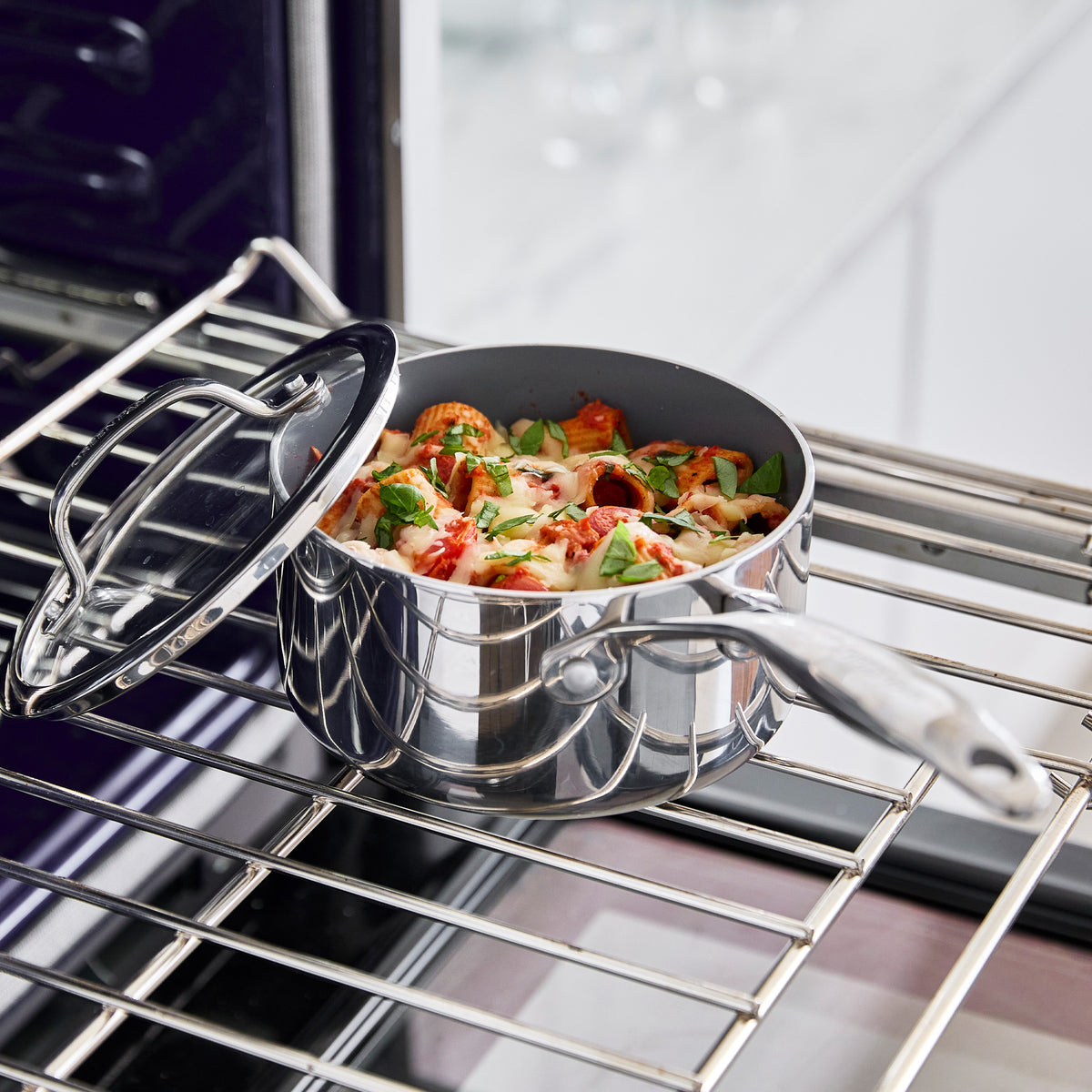 Valencia Pro Stainless Steel 1.6-Quart Saucepan with Lid