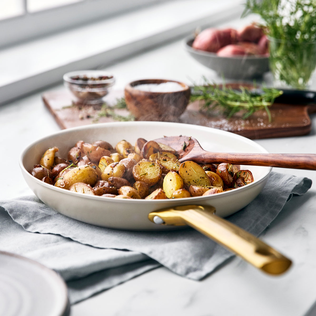 Reserve Ceramic Nonstick 8", 10" and 12" Frypan Set | Multicolor