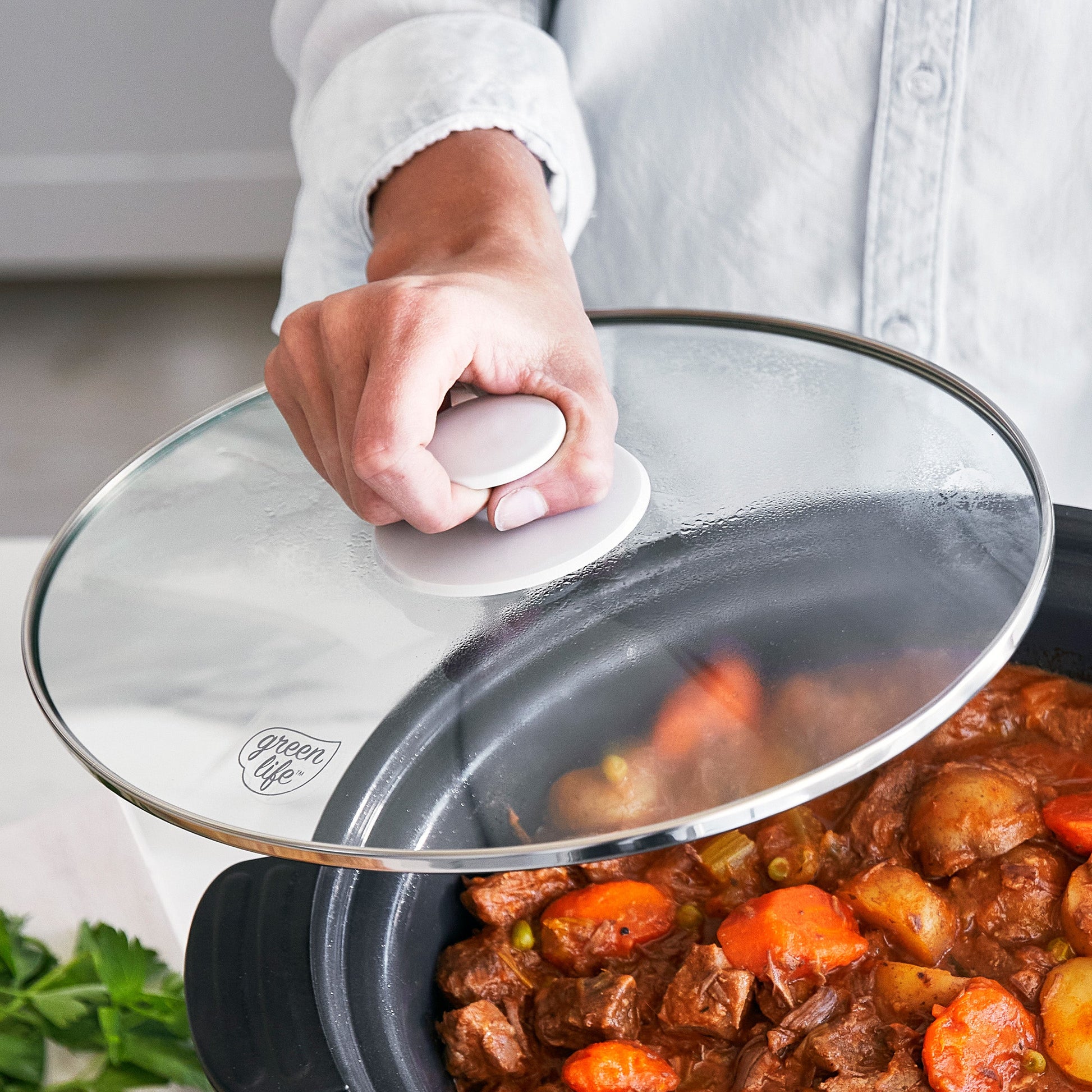 GreenLife Healthy 8-Quart Slow Cooker | White