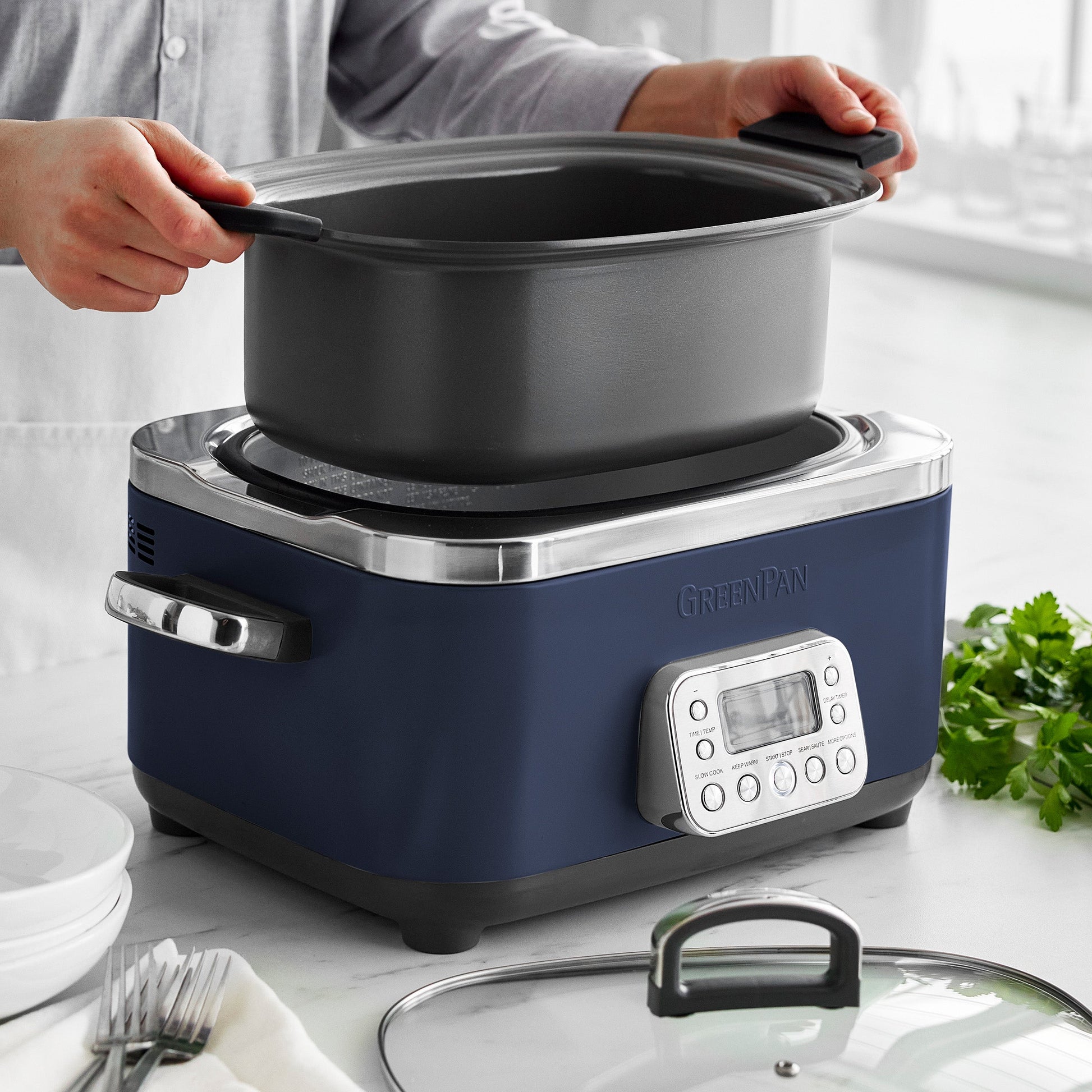 Elite 14-in-1 6-Quart Slow Cooker | Oxford Blue