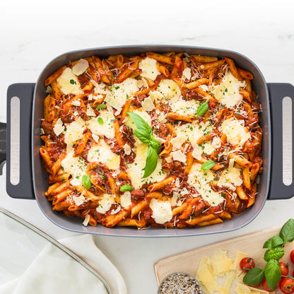 7-Quart Advanced Skillet | Graphite