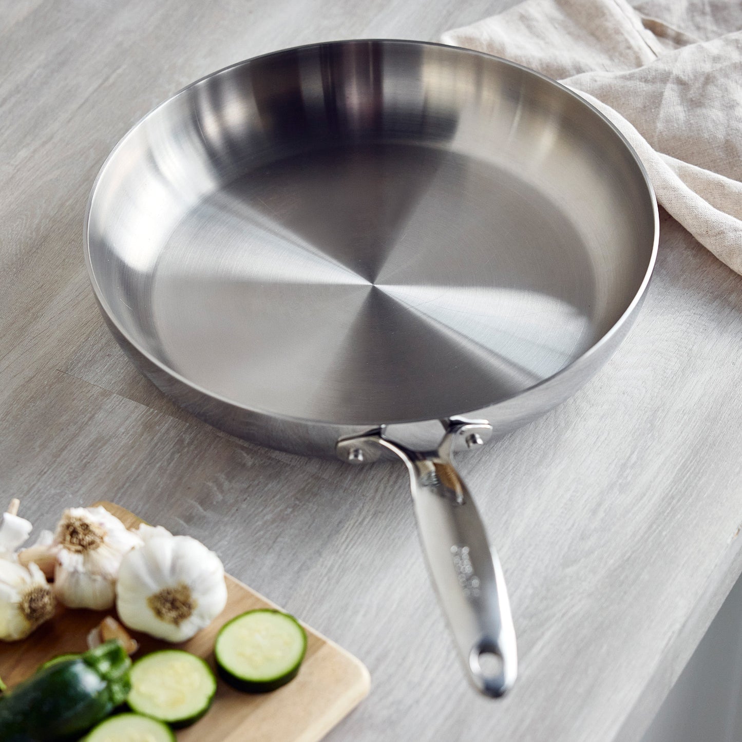 Valencia Pro Stainless Steel Uncoated 12" Frypan