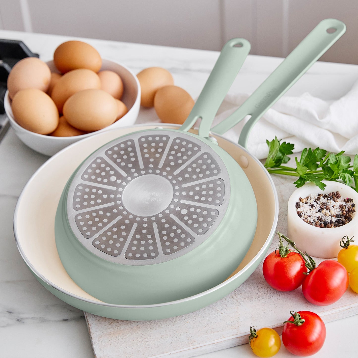 Nova Gallery Ceramic Nonstick 10-Piece Cookware Set | Pistachio