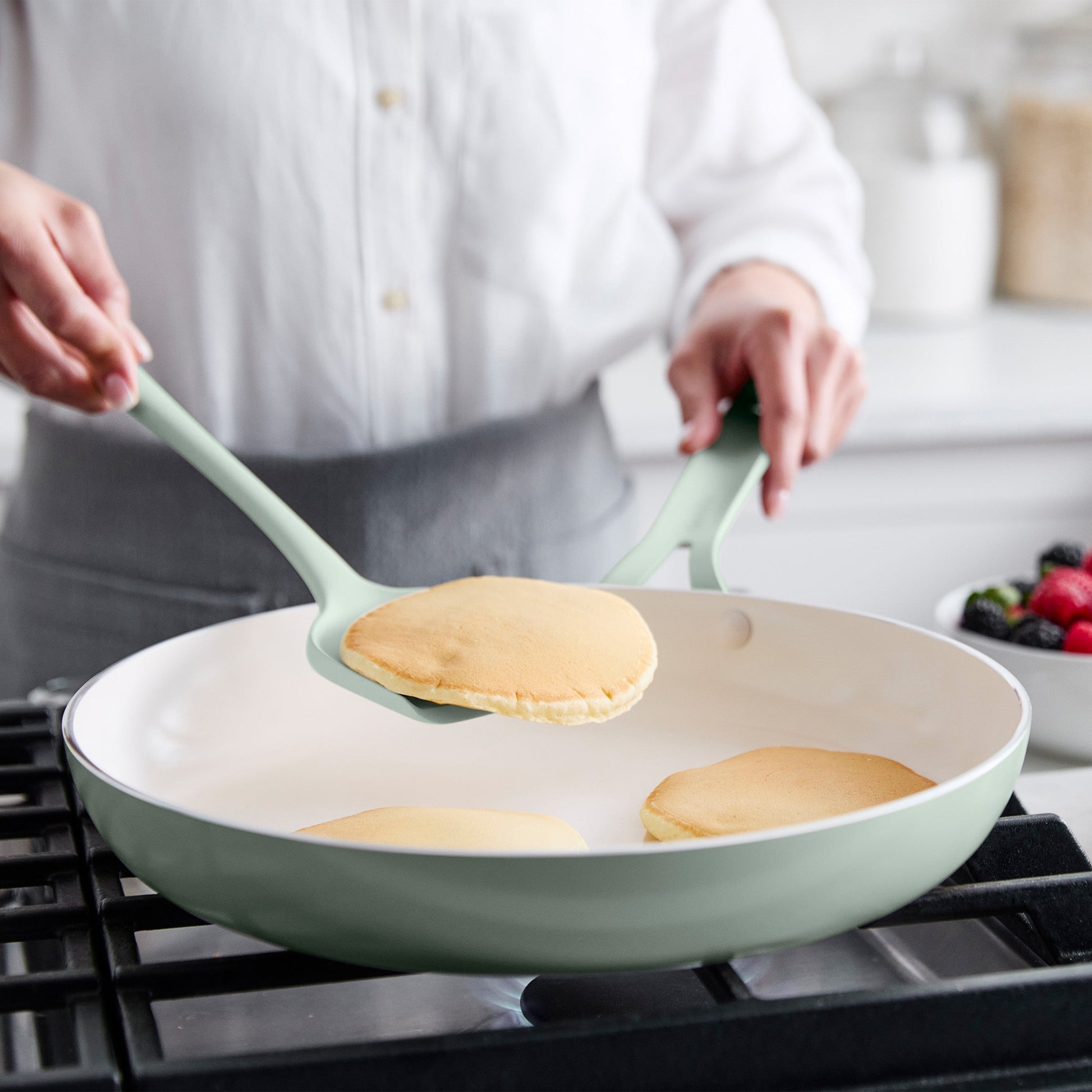 Nova Gallery Ceramic Nonstick 10-Piece Cookware Set | Pistachio
