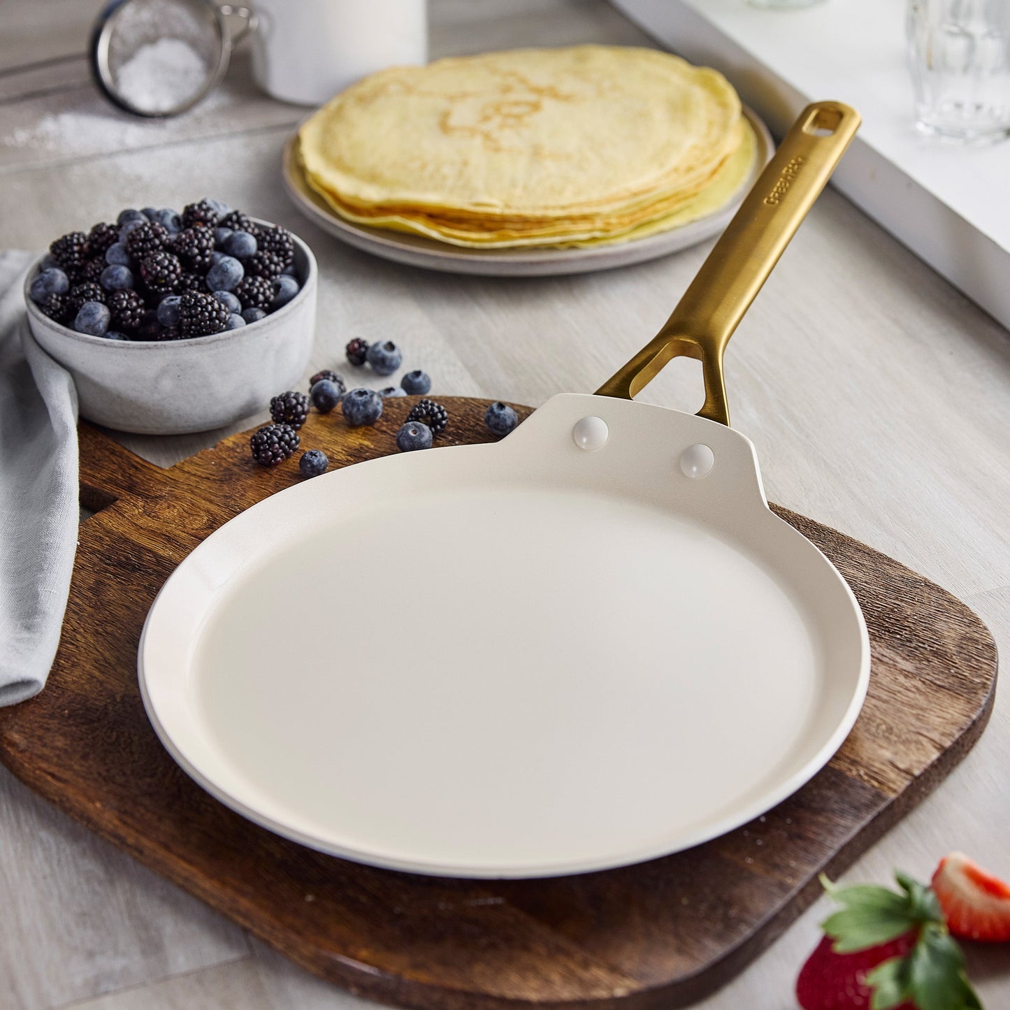 Reserve Pro Ceramic Nonstick 10" Crepe Pan | Harvest