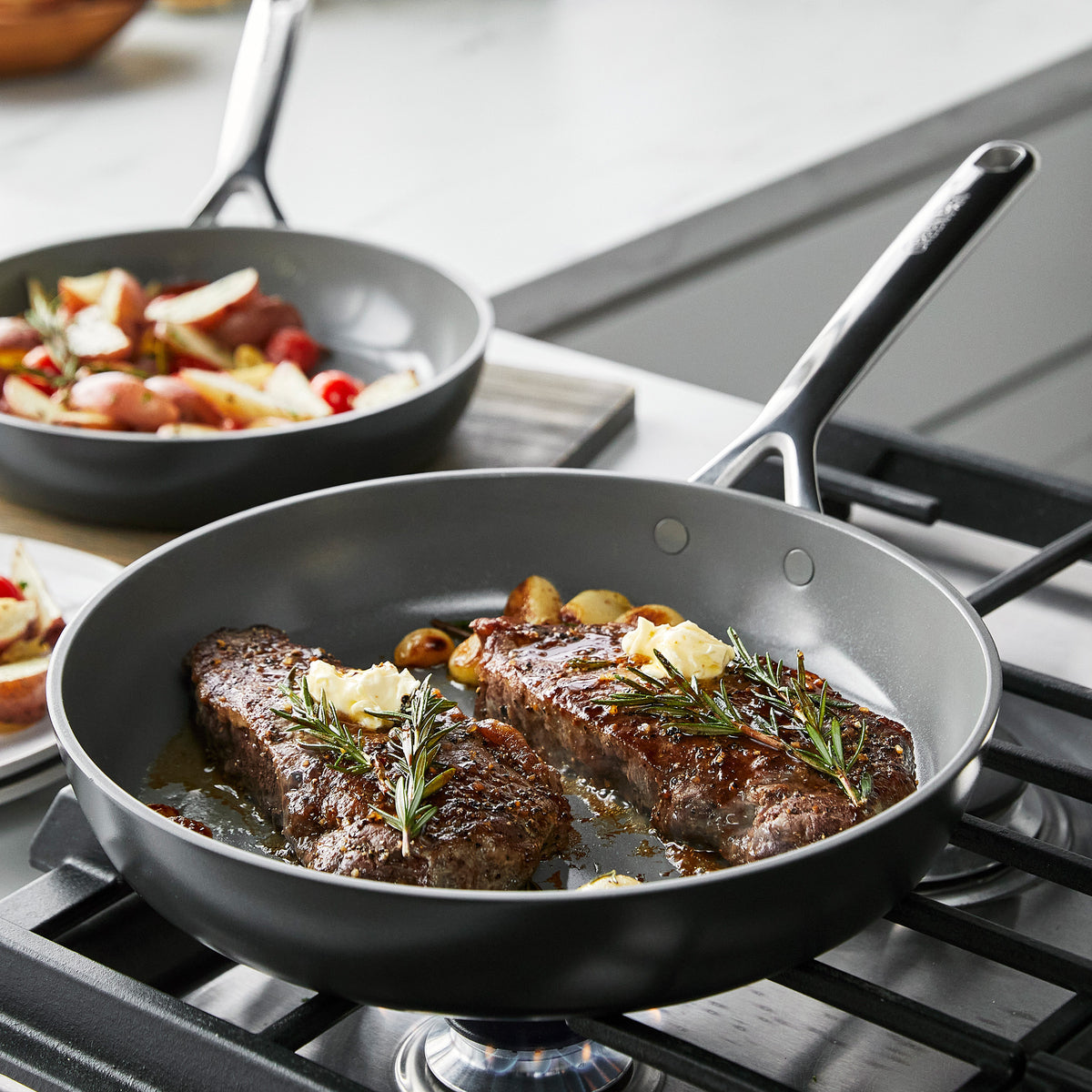GP5 Colors Ceramic Nonstick 9.5" and 11" Frypan Set with Mirror Handles | Cocoa