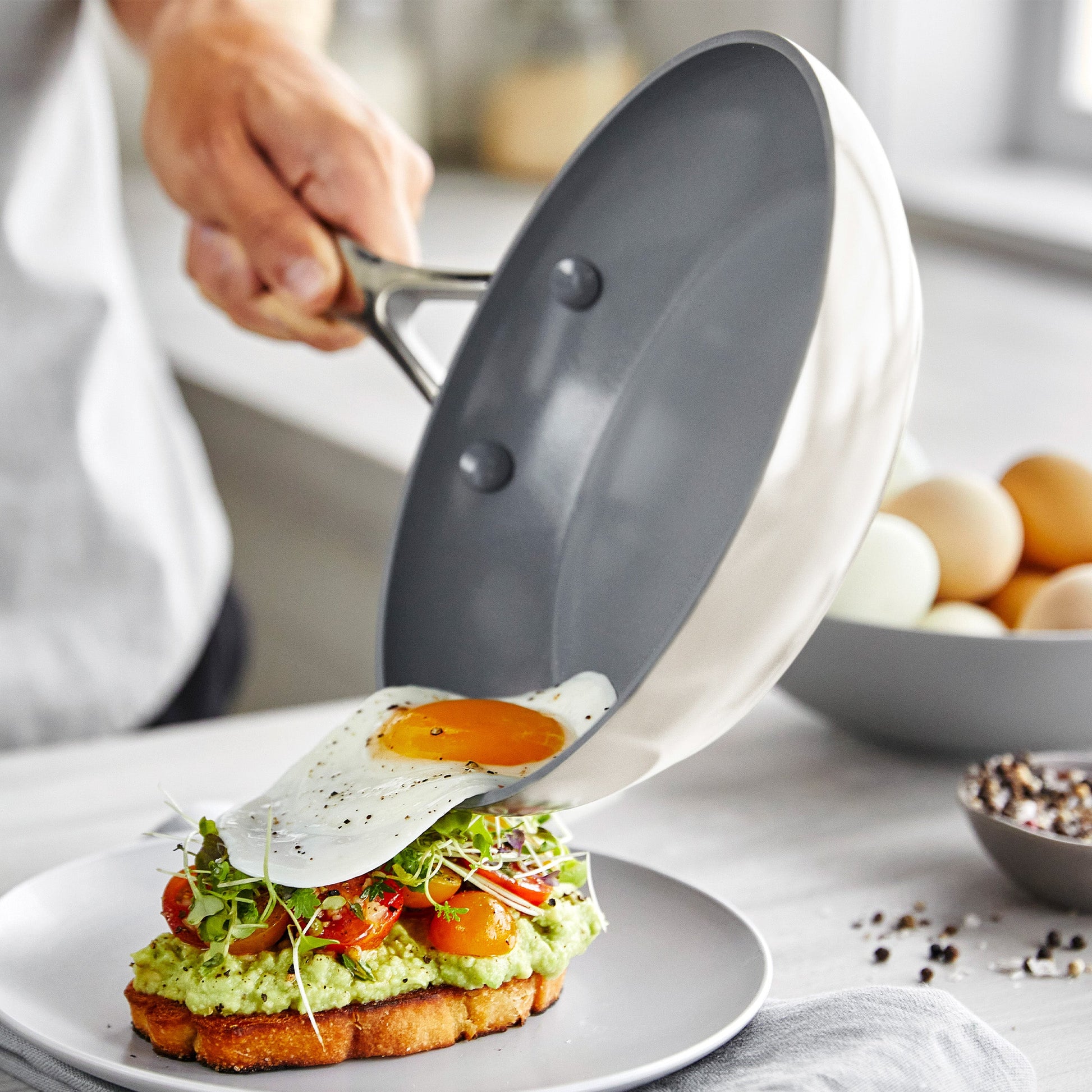 Valencia Pro Ceramic Nonstick 19-Piece Cookware Set | Cream