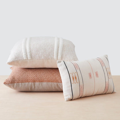 Contigo Pillow