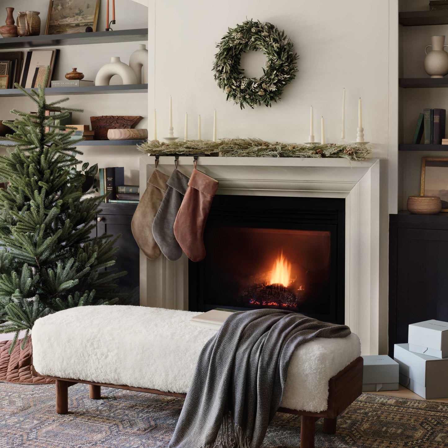 Naveta Velvet Stocking