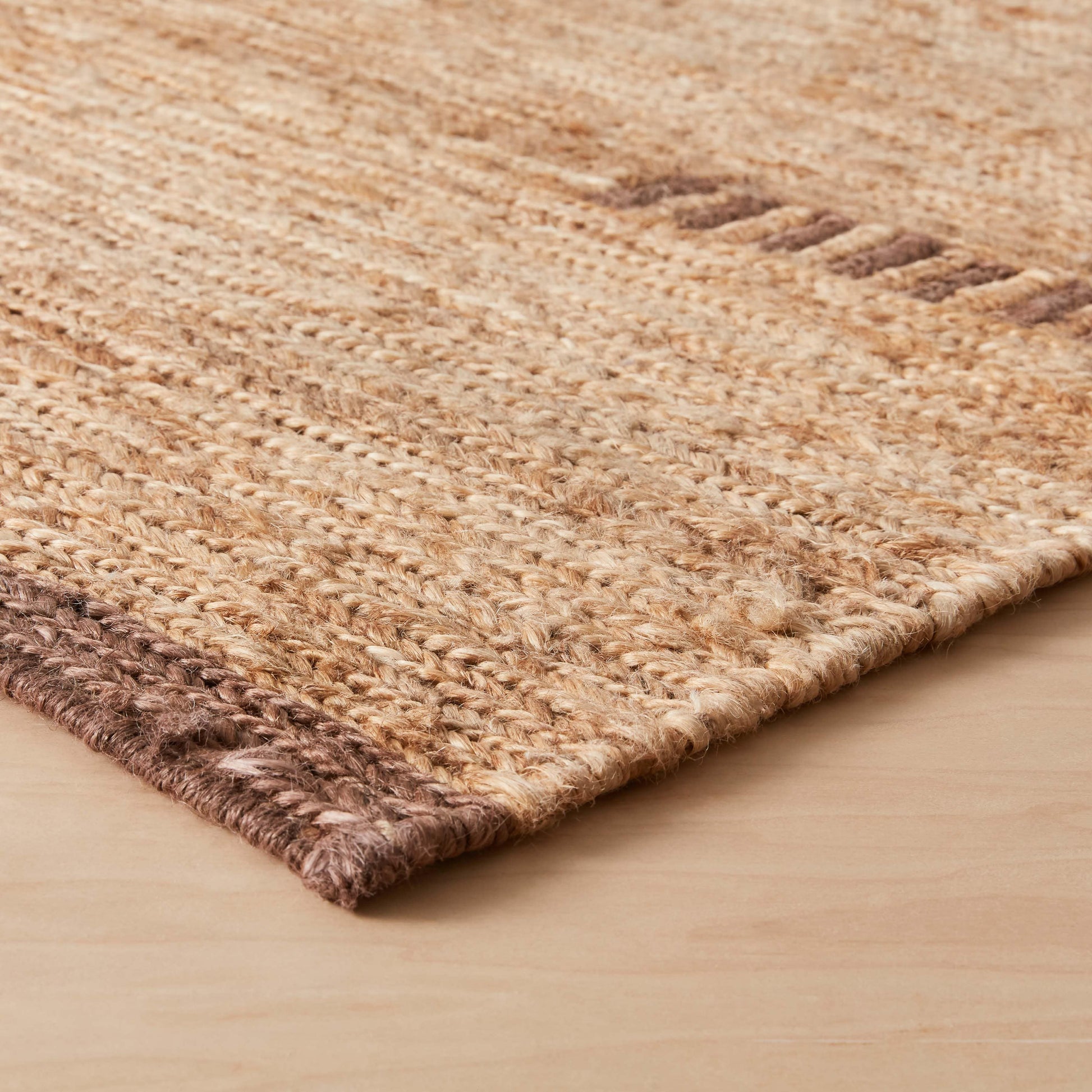 Nemali Jute Runner