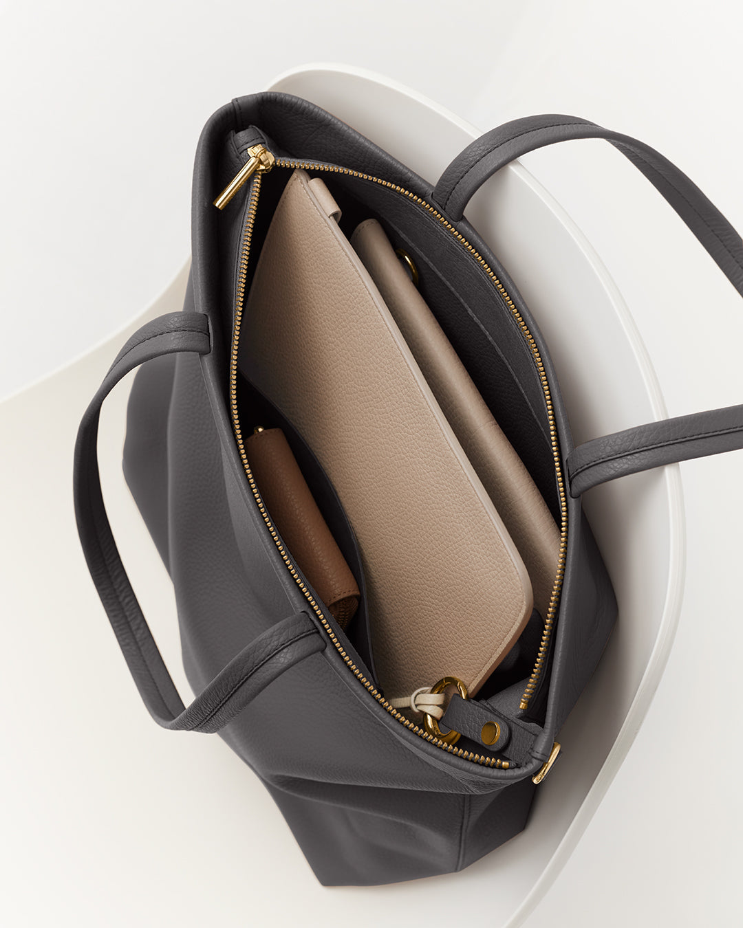 Tall Easy Zipper Tote