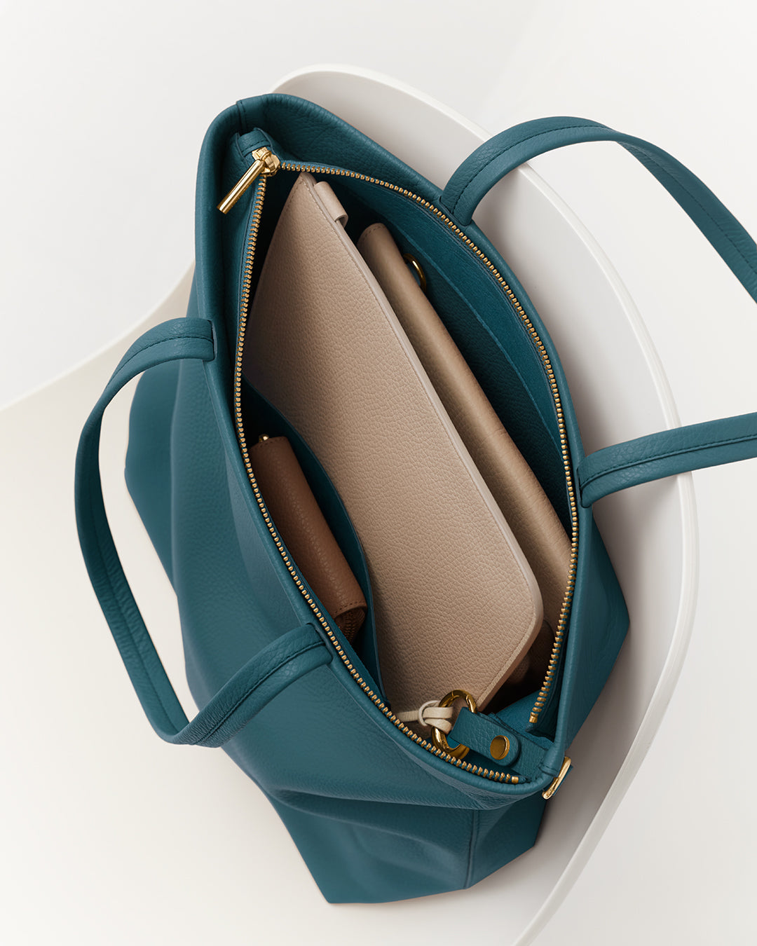 Tall Easy Zipper Tote