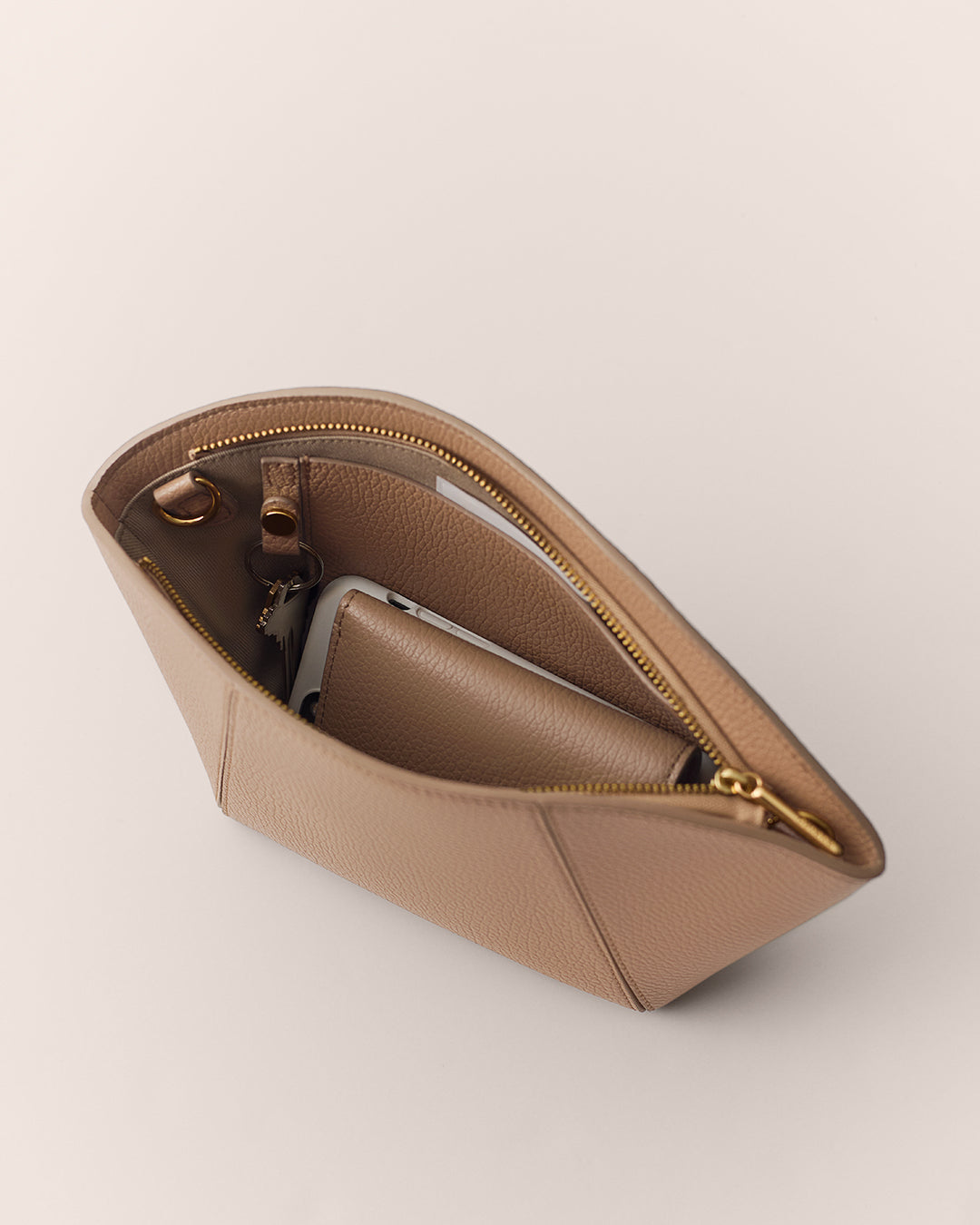 Forma Pouch