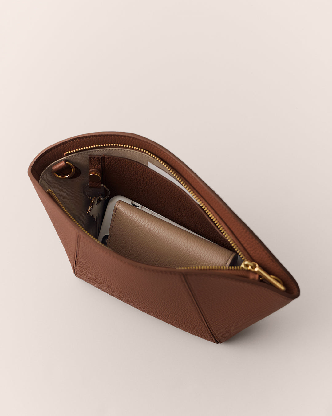 Forma Pouch