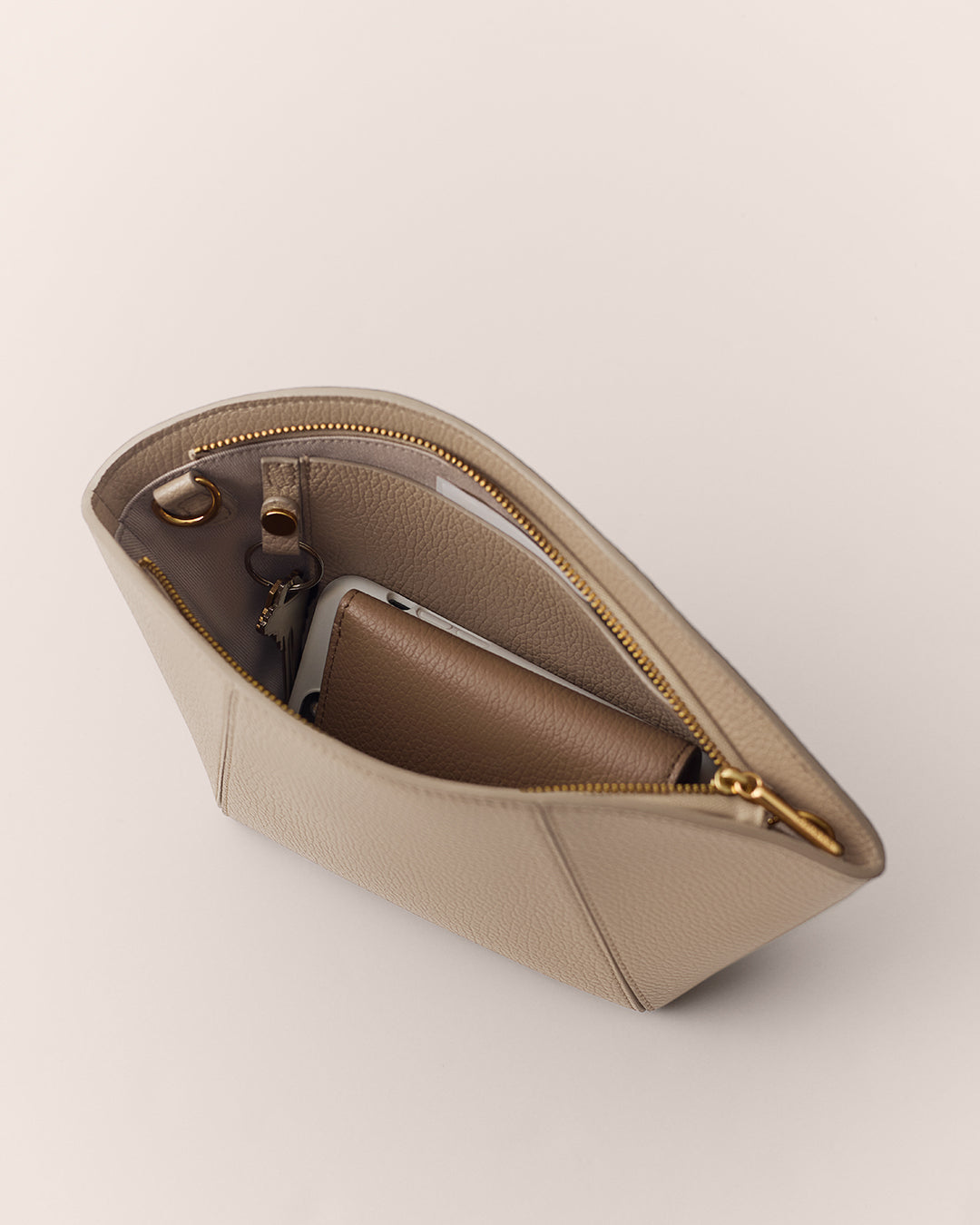 Forma Pouch