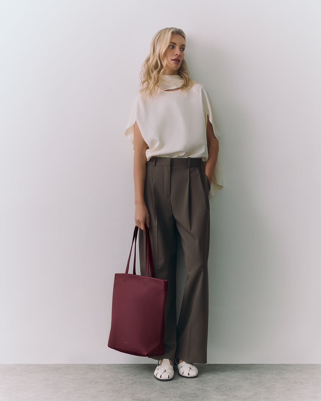 Tall Easy Tote (Previous Version)