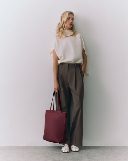 Tall Easy Tote (Previous Version)