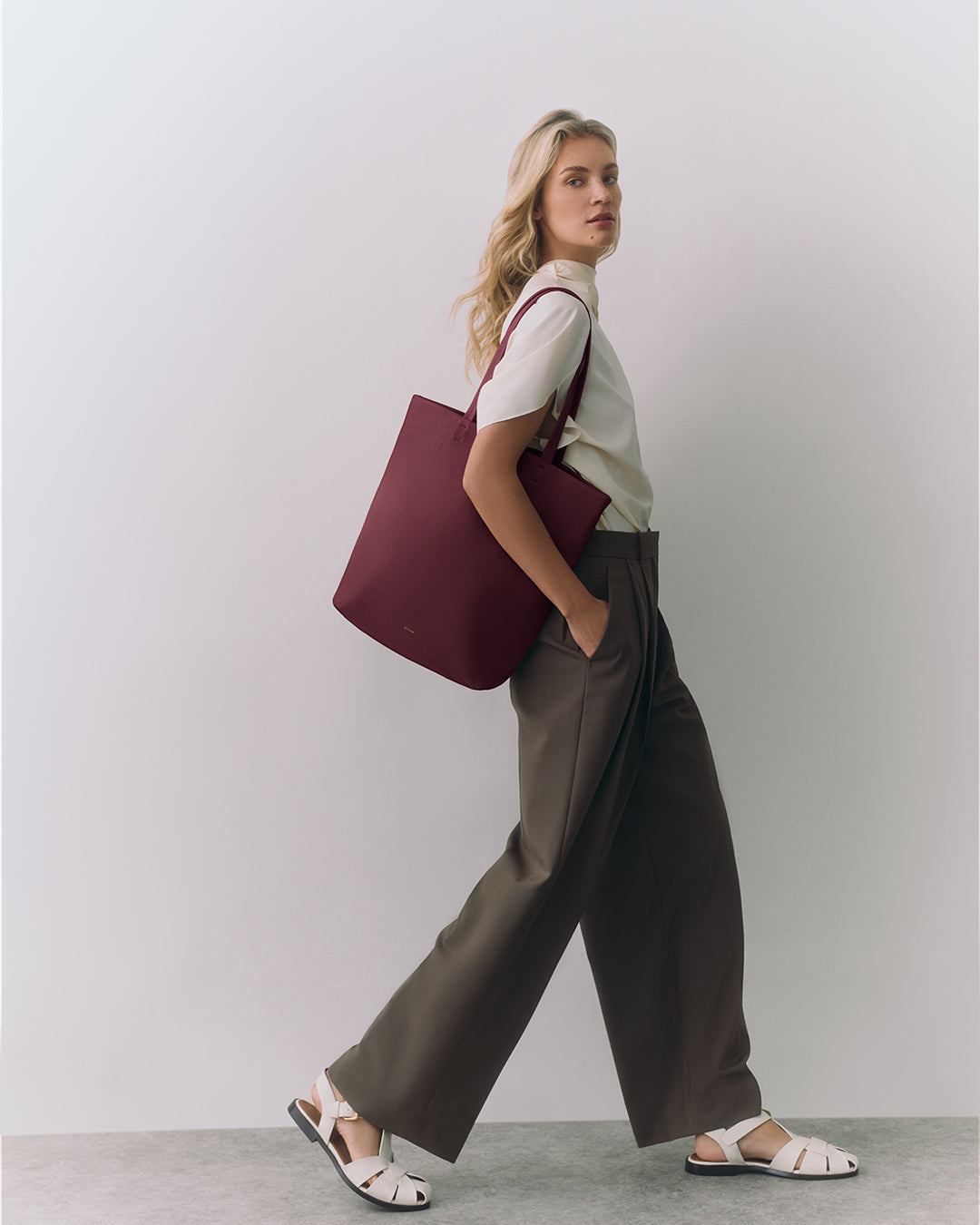 Tall Easy Tote (Previous Version)