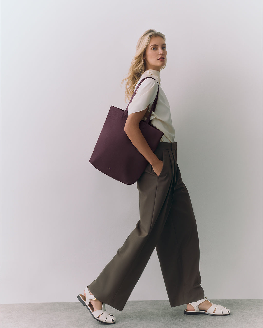 Tall Easy Tote (Previous Version)