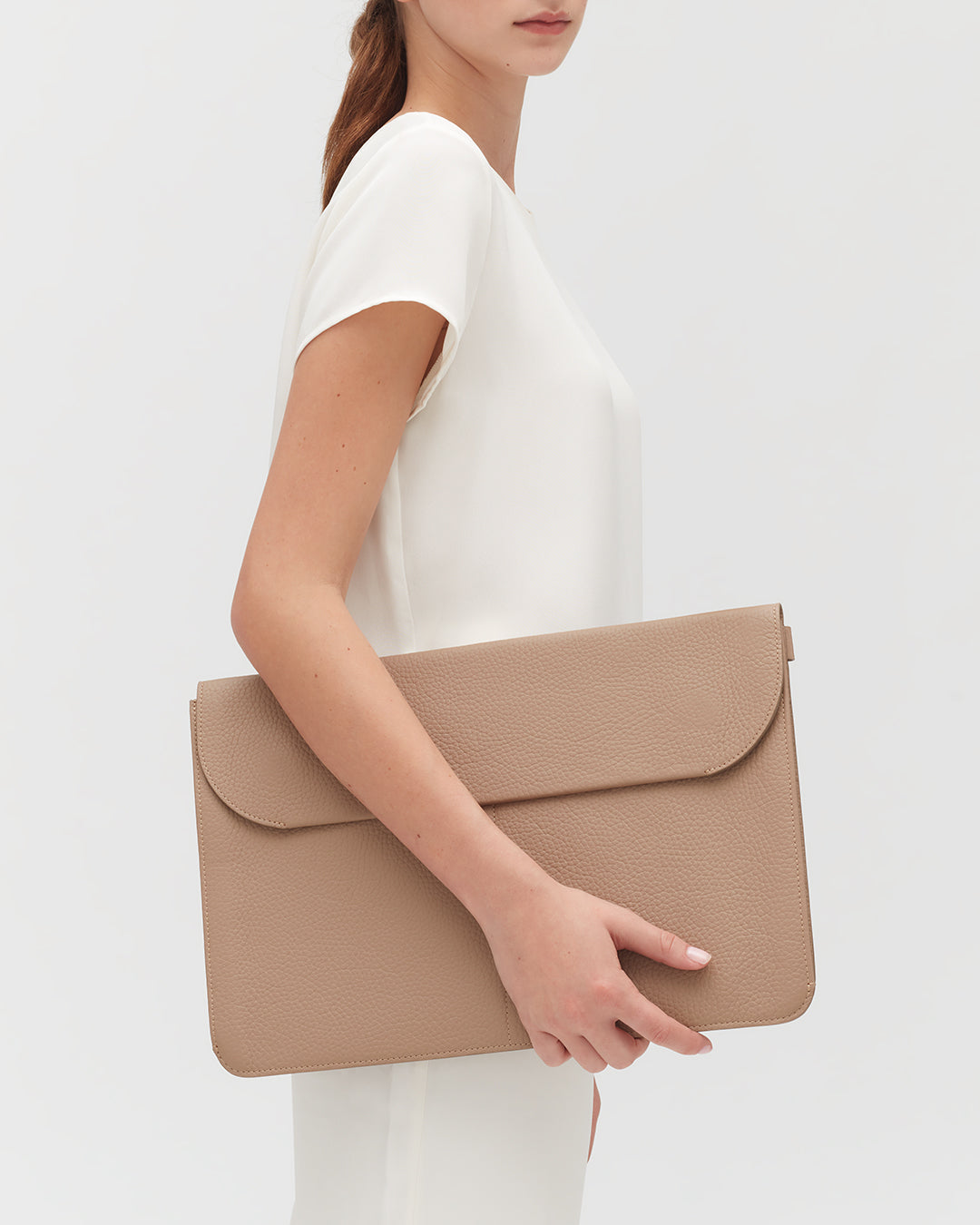 Tech Carryall 16-inch