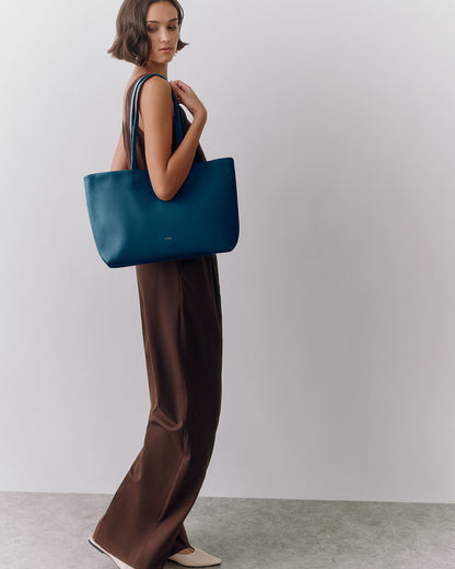 Small Easy Tote (Previous Version)