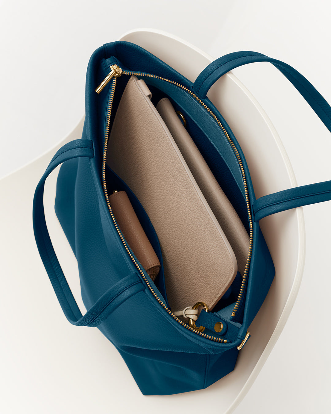 Tall Easy Zipper Tote