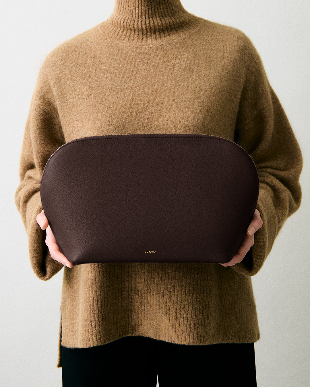 Voyager Travel Case