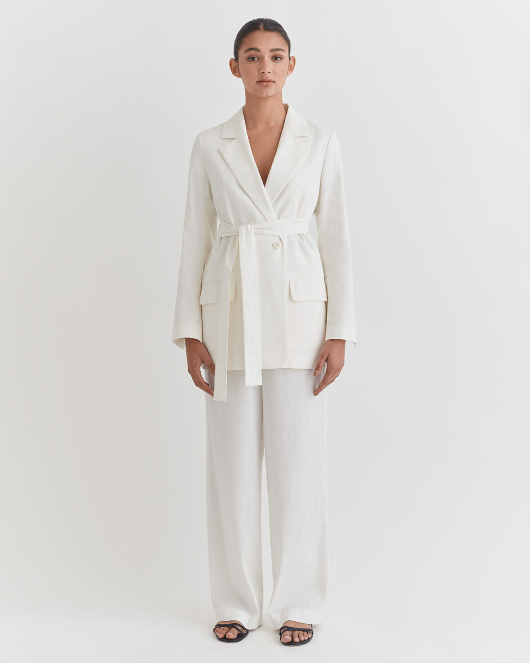 Linen Relaxed Blazer