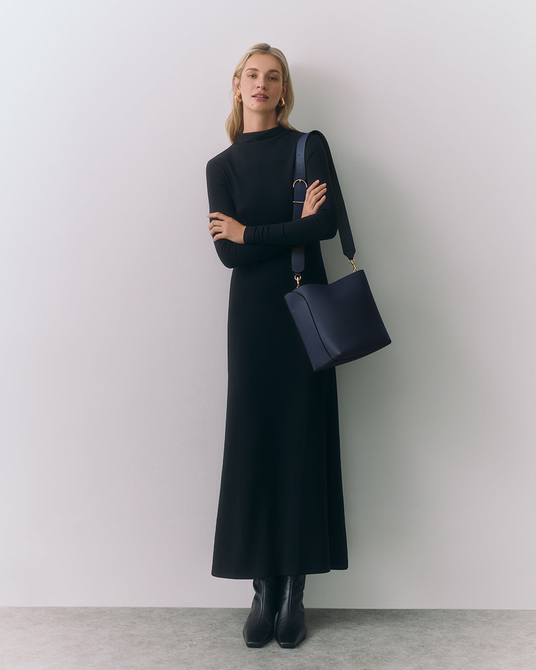 Linea Bucket Bag