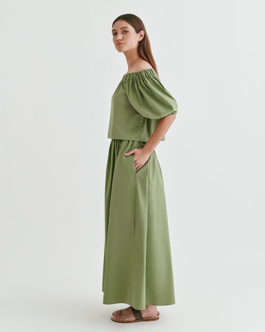 Poplin Off-The-Shoulder Cropped Top