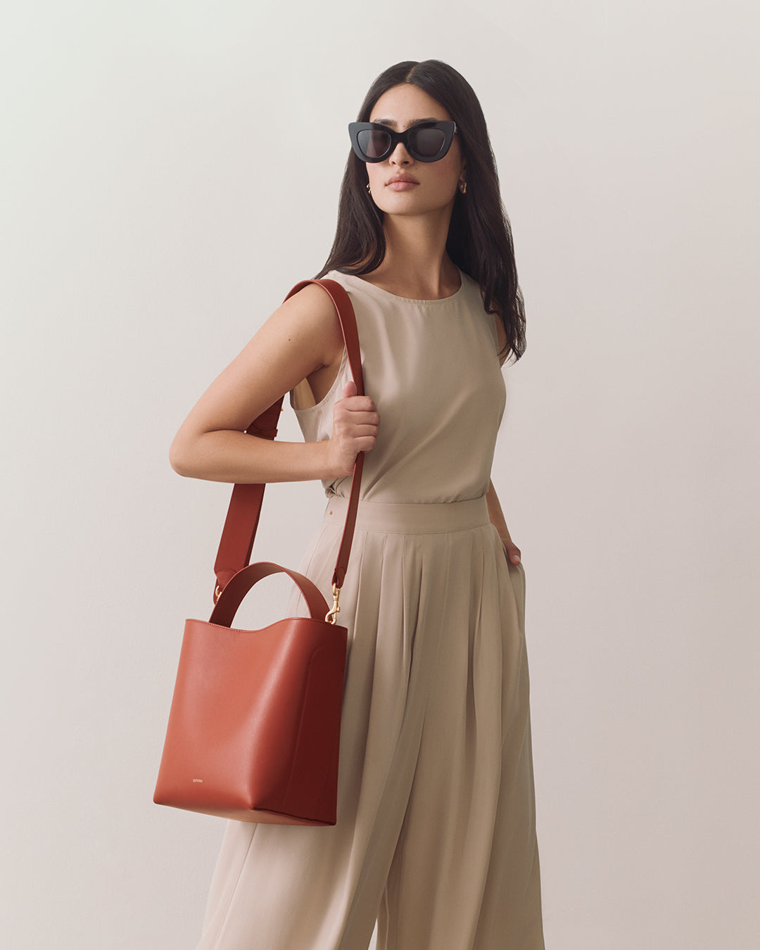 Linea Bucket Bag