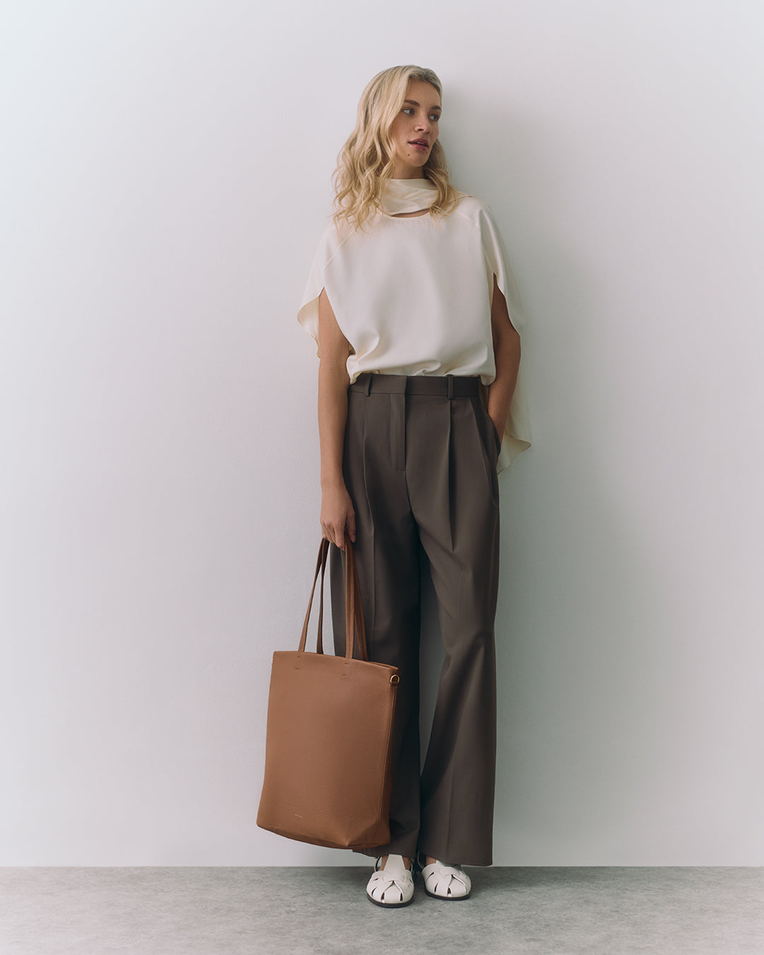 Tall Easy Zipper Tote