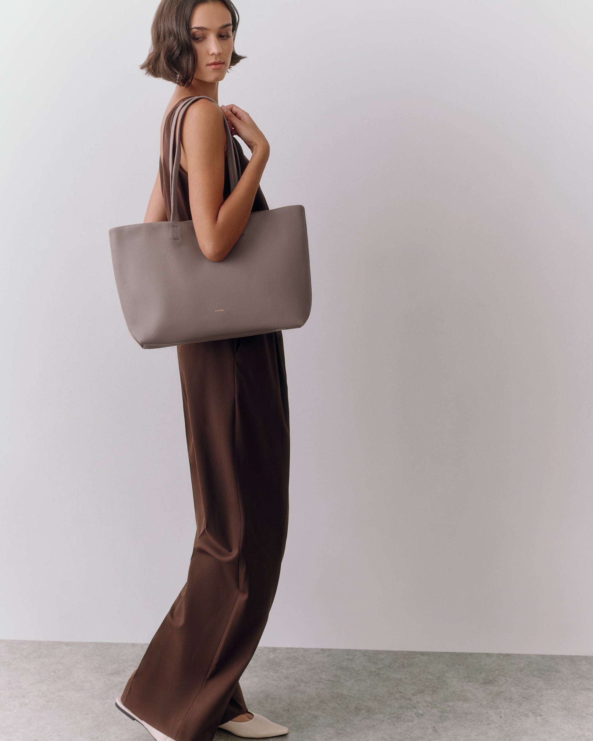 Small Easy Tote (Previous Version)