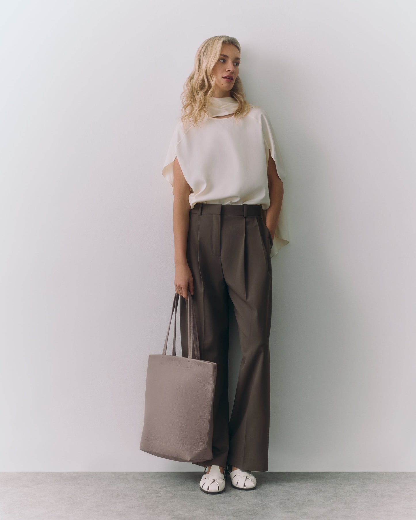 Tall Easy Tote (Previous Version)