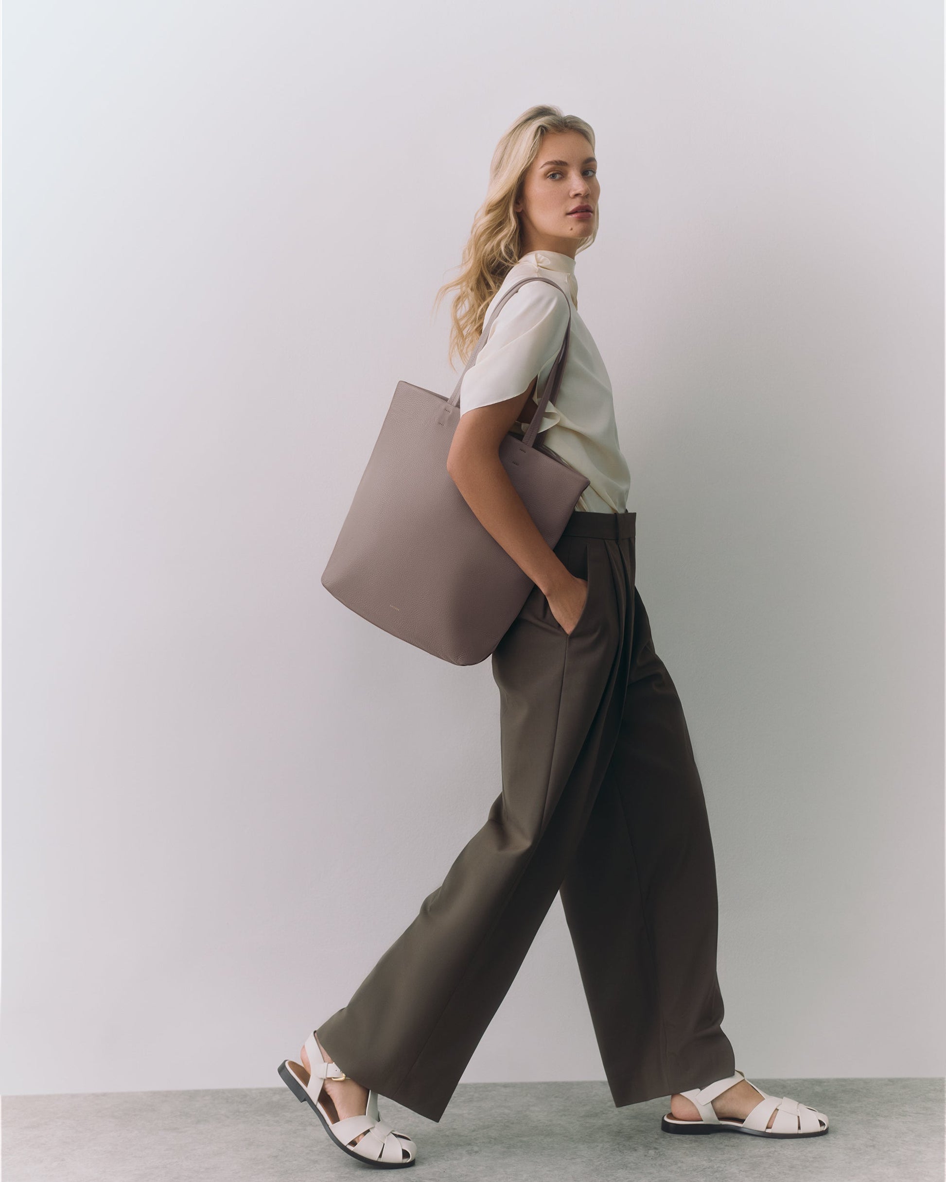 Tall Easy Tote (Previous Version)