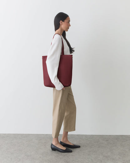 Tall Easy Zipper Tote