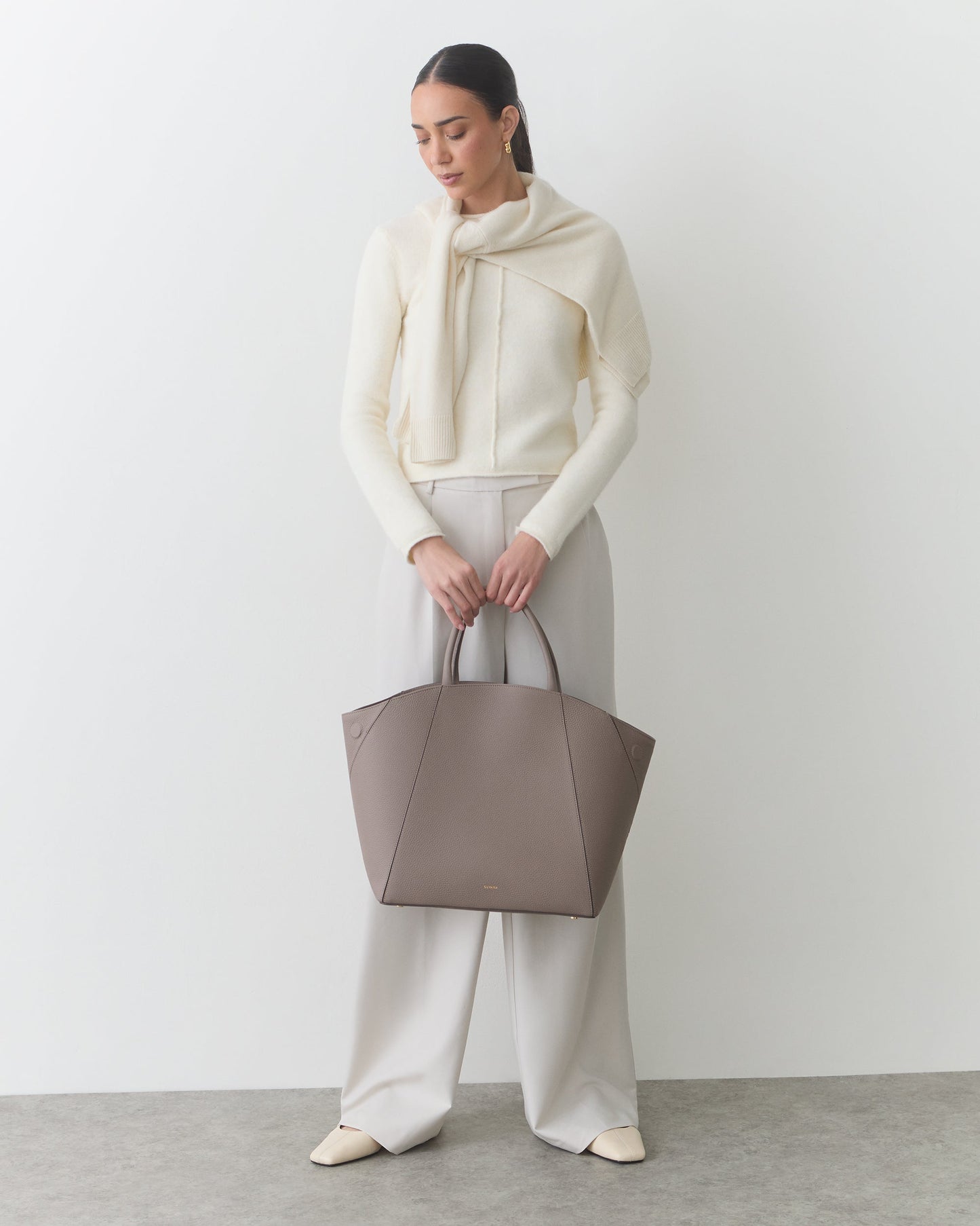 Forma Satchel