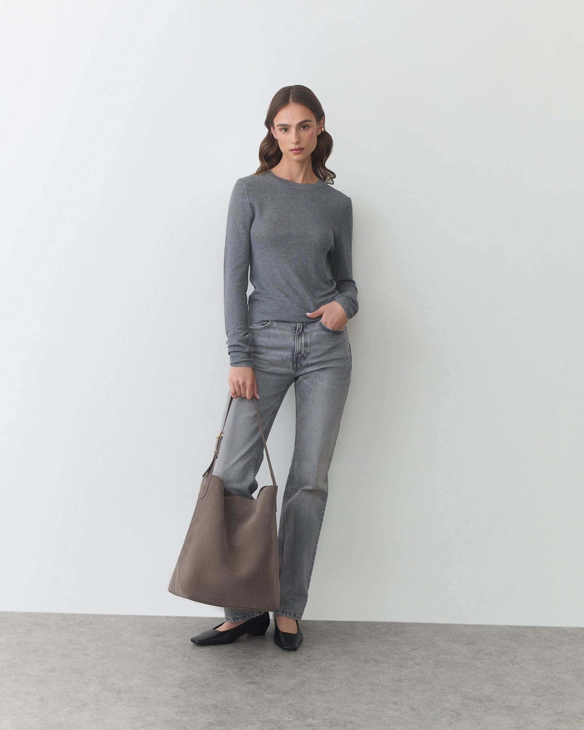 Camina Bucket Bag (Suede)