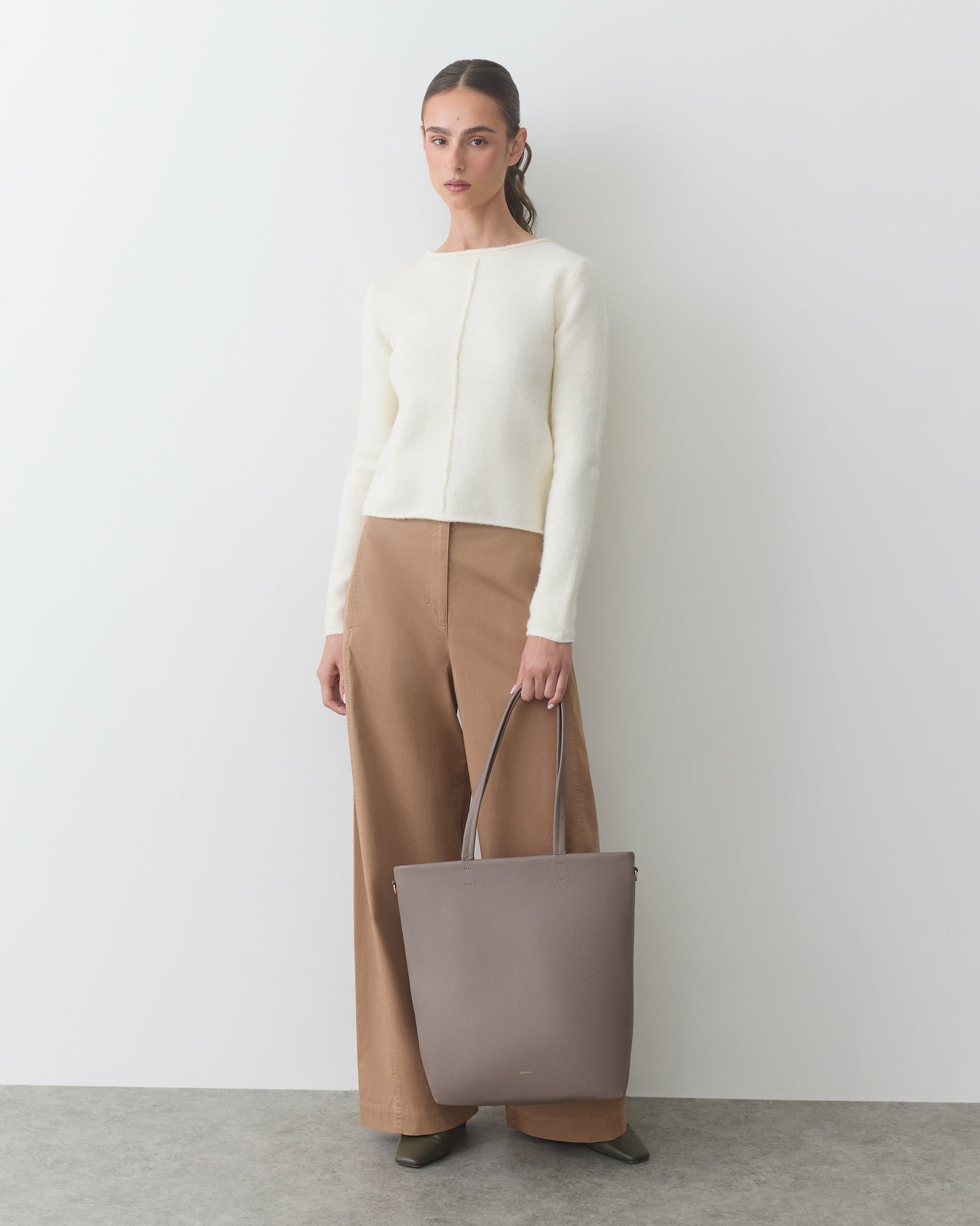 Tall Easy Zipper Tote