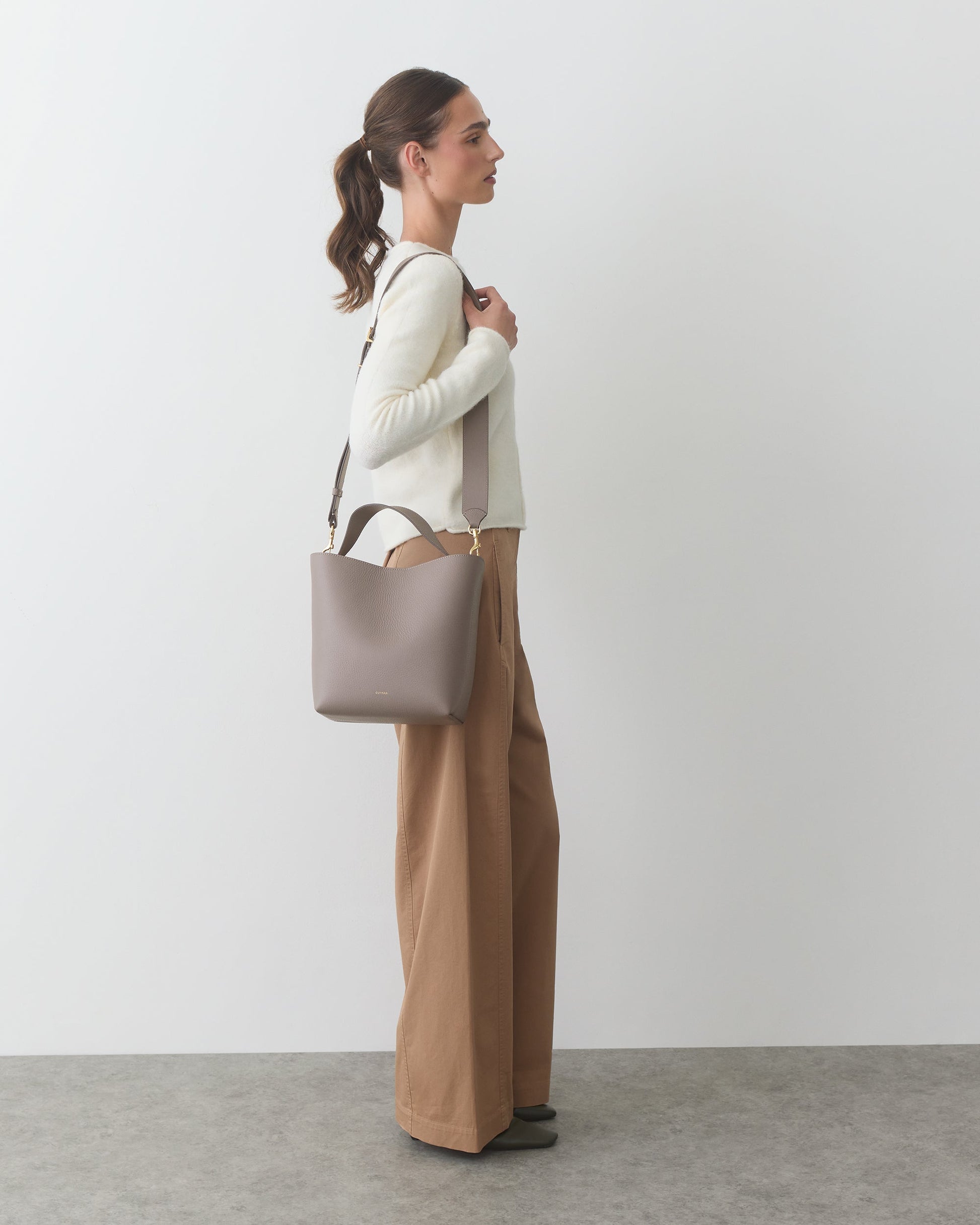 Linea Bucket Bag