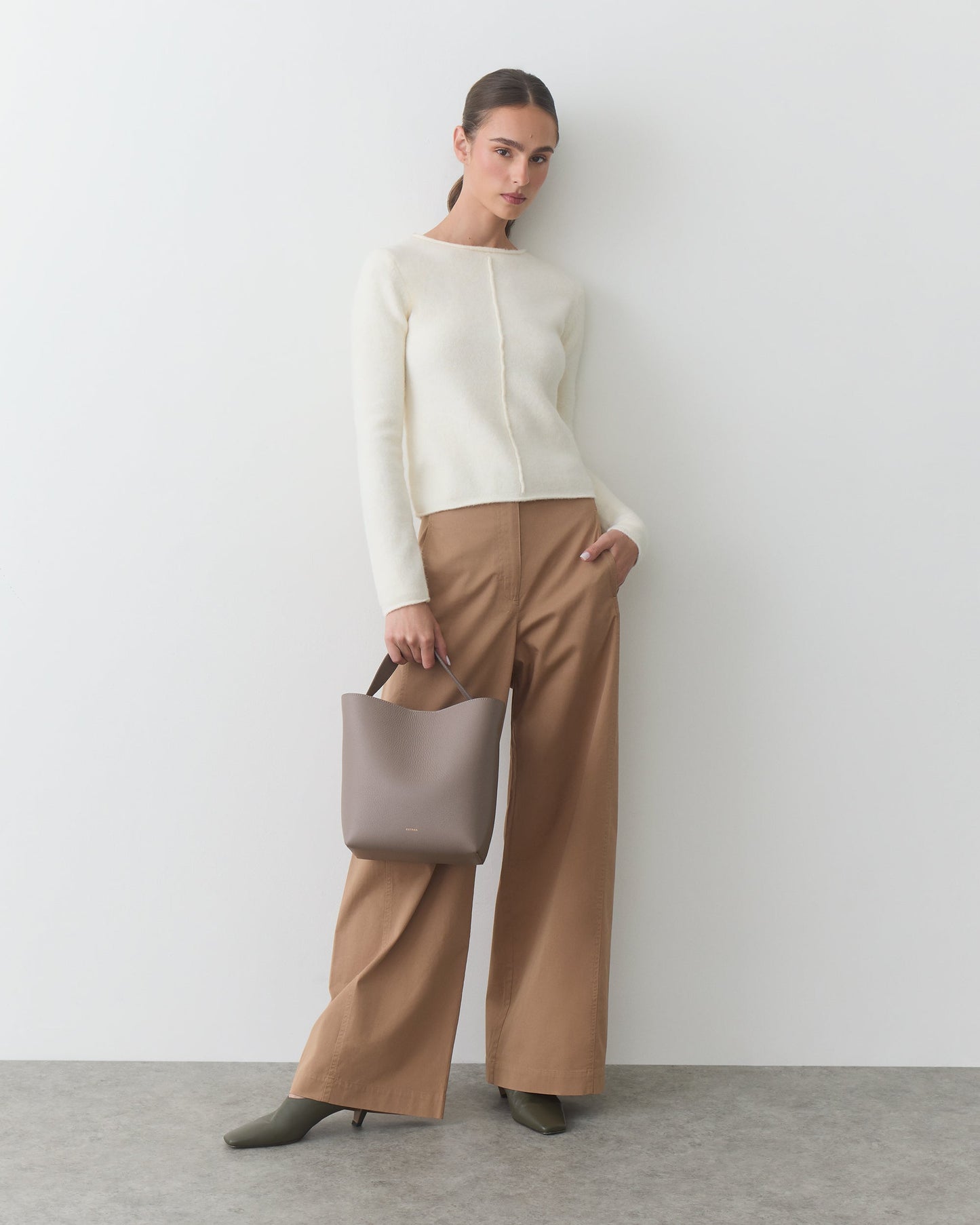 Linea Bucket Bag