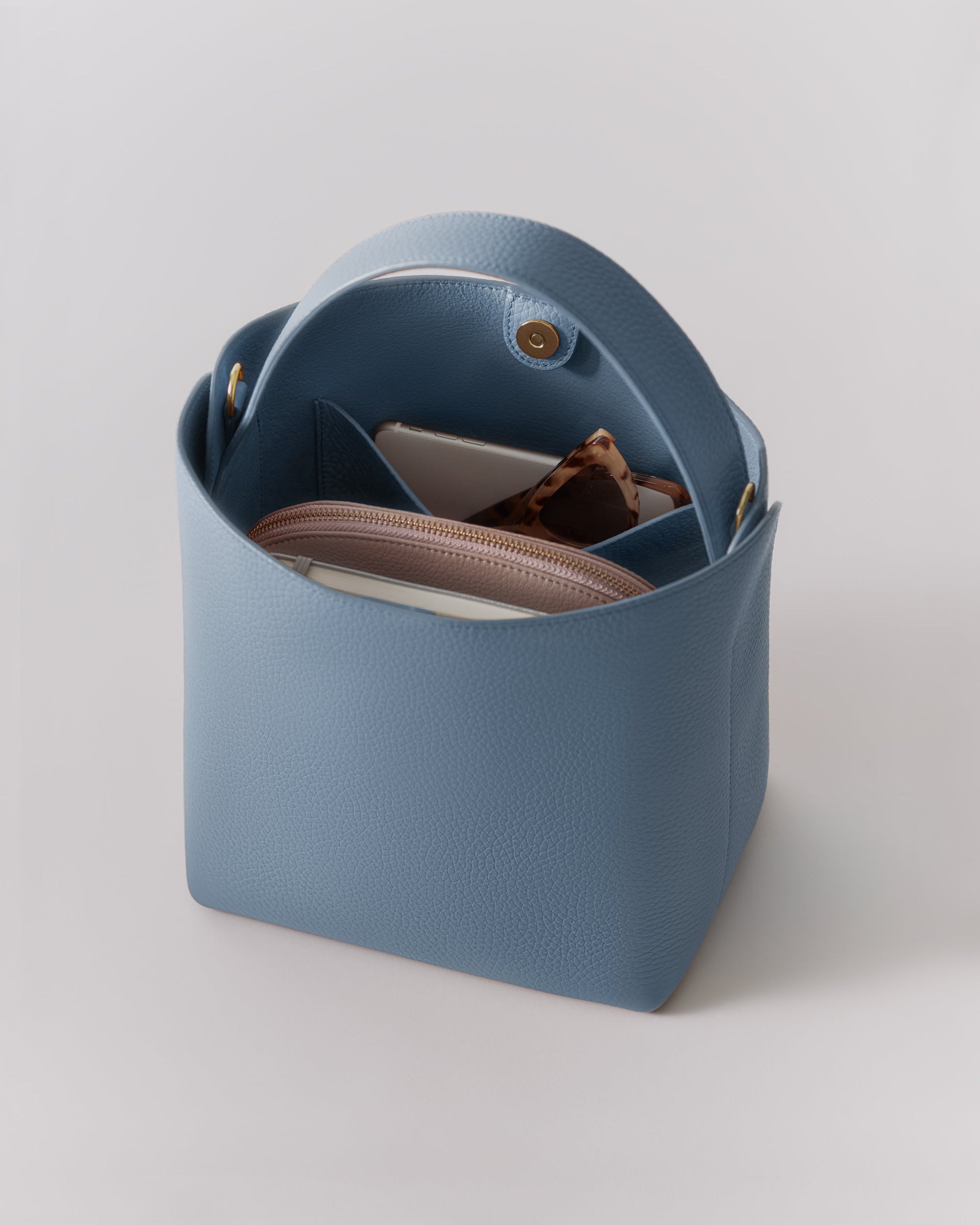 Linea Bucket Bag
